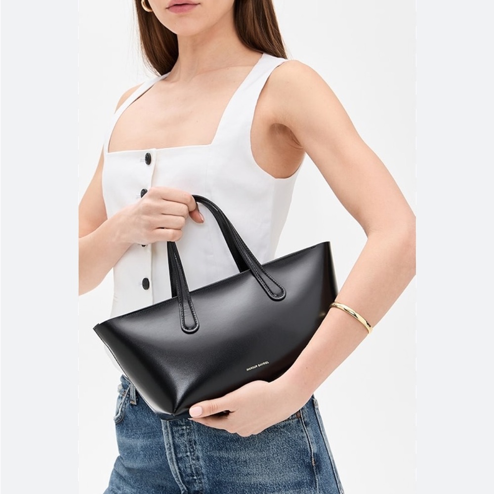 Mansur Gavriel Everyday Leather Tote Crossbody Bag In Black